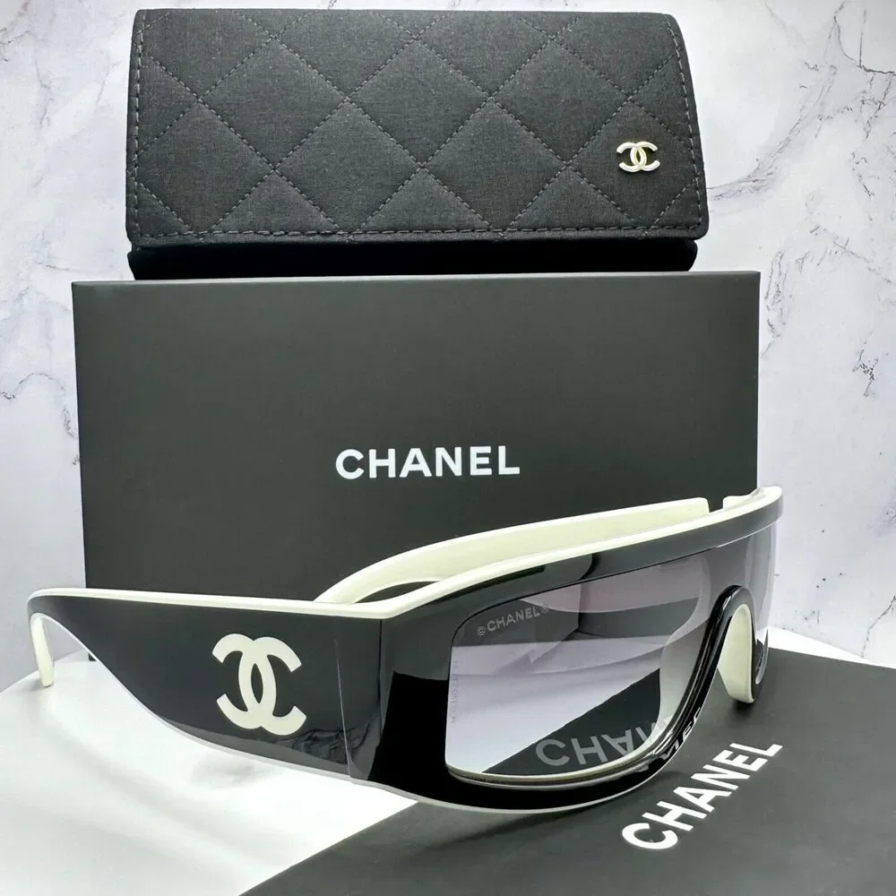 New CHANEL Sunglasses - Picture 7 of 16